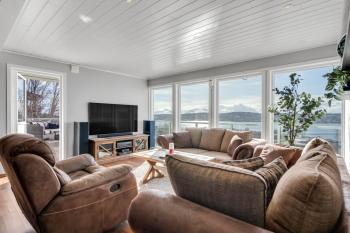 Groups & Family l Majestic views l FREE Parking, Tromsø (photo 5)