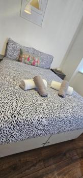 2 Bedroom Apartment with Amazing Views of Liverpool City Centre, Liverpool (photo 3)
