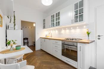 BNB Old town Vintage Apartment, Братислава (фото 3)