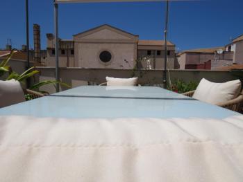 Sunny loft with terrace and Jacuzzi in the city centre, Palermo (fotografie 2)