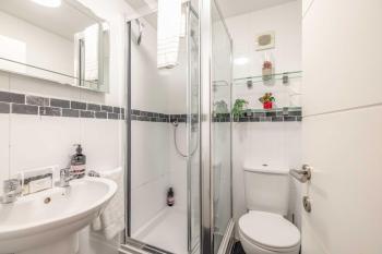 Windsor Gem 3 Bed, 2 Bath, Parking - By Tempstay, Windsor (fotografie 2)