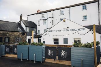 White Lion Royal Hotel, Bala (foto 2)