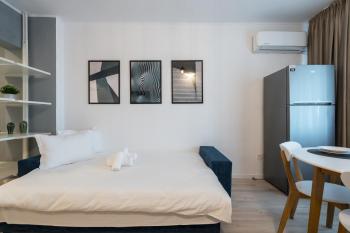 High-end Studio with Panoramic View, Parking & Pool, Bucarest (foto 3)