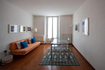 Just Urban Stays - Bright 1BR apt 5 floor in the Center - Metro M2 and M4, Milan (photo 2)
