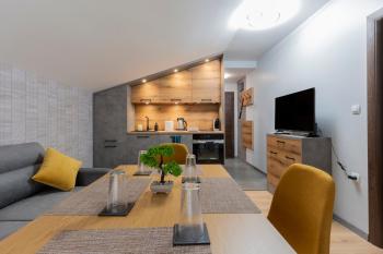 Urban Five #5 - Stylish One-bedroom apartments with Kitchen & Parking, Veliko Tărnovo (fotografie 2)