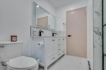 Room in cozy home, Montreal (Foto 2)