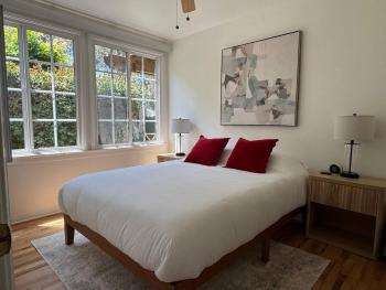 Stylish and Cozy 2BR 1BA Getaway Near LAX - LMU - SoFi - Beaches, Los Angeles (fotografie 4)
