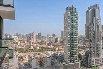 StayShort - Modern 1-Bedroom in JVC Sleeps 4, Dubai (photo 3)