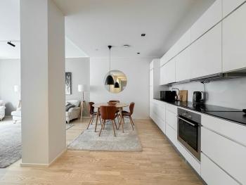 Modern 2BR downtown, private sauna, workspace, Helsinki (photo 4)