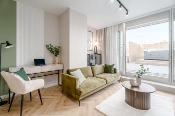Brand New! Private Jacuzzi - Terrace - Parking, Warsaw (photo 5)
