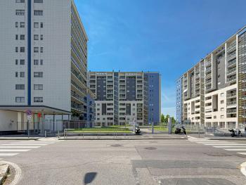 80m2, 7 piano, bilocale con 2 terrazze e 2 bagni, Milan (photo 3)