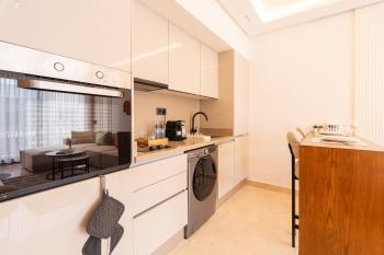 Premium 1BR in Les Princesses - Balcony, Parking, Fiber, Casablanca (foto 5)