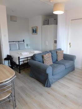 Modern bright studio apartment in south Glasgow, Glasgow (Foto 3)