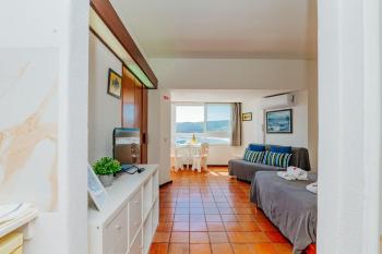 Rent4rest - Sesimbra Ocean View Studio, Sesimbra (foto 2)