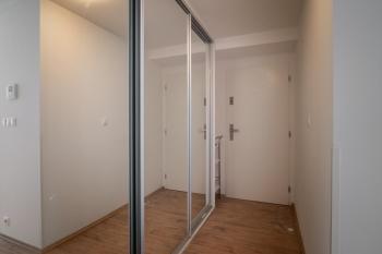 Chic Urban 1BR and Easy Parking, Bratislava (fotografie 3)