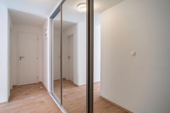 Chic Urban 1BR and Easy Parking, Bratislava (fotografie 5)