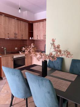 Spacious Apartment with Balcony, Kashar (fotografie 3)