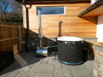 Suite 10 - Sleeping Giant Hotel - Pen Y Cae Inn, Brecon (photo 4)