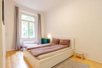 Live like a local family in Letna, Praha (fotografie 4)