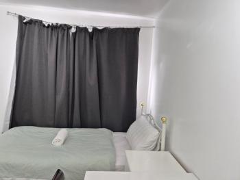 Room in a quiet house, Basildon (foto 3)
