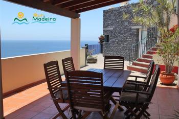 OurMadeira - Casa do Júlio, Calheta beach view, Calheta (foto 4)