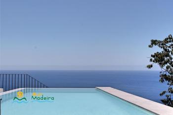 OurMadeira - Casa do Júlio, Calheta beach view, Calheta (foto 3)