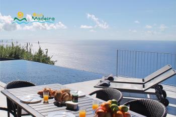 OurMadeira - Cliffscape, panoramic seaviews, Estreito da Calheta (foto 2)
