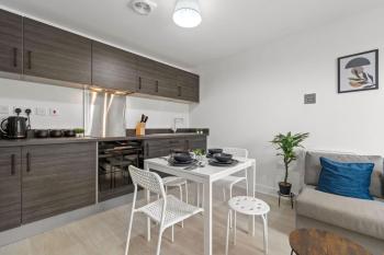 Modern 2-Bed House 10-min to Leeds City Centre, Leeds (Foto 2)