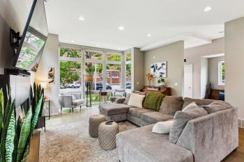 Luxuary Tremont Home - Movie Room, Pet & Baby Friendly, Cleveland (photo 5)