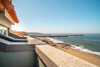 EDiTiON 147 - Luxury Seafront Apartments, Porto (photo 2)