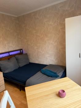 Einzelzimmer mit Gemeinschaftsbad ohne Küche, Norimberga (foto 2)