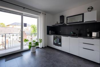 Black & White Apartment - Balkon, Netflix, Nespresso, Zentral, Messe, Chemnitz (photo 5)