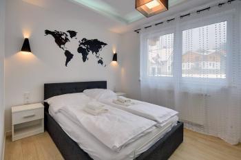 Gustowne Apartamenty Sun Seasons 24 z Parkingiem w Szklarskiej Porębie by Noclegi Renters, Шклярска-Поремба (фото 2)