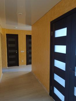 3-кімнатна квартира в центрі, Tschornomorsk (Foto 3)