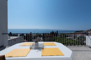 Apartment in Duce with sea view, terrace, air conditioning, WiFi 3423-1, Duće (zdjęcie 2)