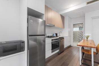 Bright Studio with Balcony near Coogee Beach, Sydney (zdjęcie 2)