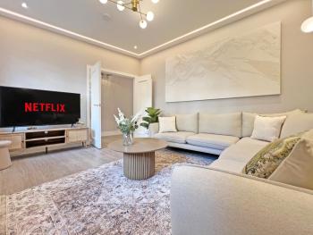 Incredible Luxury Windsor Long Walk 4 Bedroom Home With Free Driveway Parking, Windsor (photo 5)