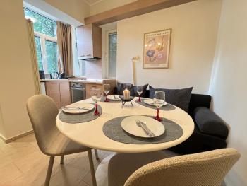 Cozy 1BDR with Jacuzzi and WiFi near Vitosha BLVD, Sofia (Foto 2)