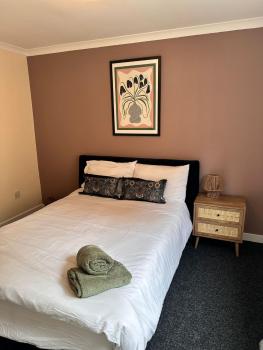 3BR Flat Sleeps 6 West End Sights Driveway, Glasgow (photo 3)