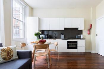 Stylish Carnaby Soho 1BR Apartment with AC, Londýn (fotografie 2)