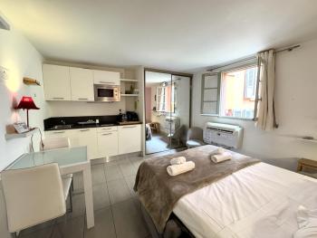 ApartHotel Riviera - MALONAT 3 - Grand Studio très calme -Old Town Promenade des Anglais, Nice (fotografie 4)