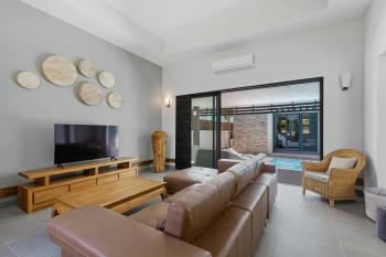 Spacious Villa, Pool, BBQ, 15 mins walk to beach, Pereybere (fotografie 2)