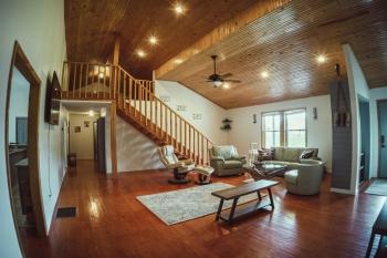 Resting Point - Hot Tub, Firepit, Spacious 4-BR Home, Rogers (fotografie 2)