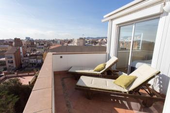 Gaudi penthouse with terrace views, Barcelona (fotografie 2)