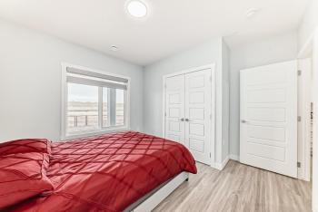 2 Beds, 1 bath Walkout Basement, Calgary (photo 5)