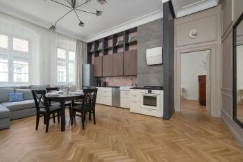 Exclusive Old Town Apartment by Noclegi Renters, Вроцлав (фото 4)