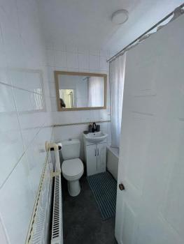 Hidden Gem 2 Bedroom House, Manchester (photo 2)