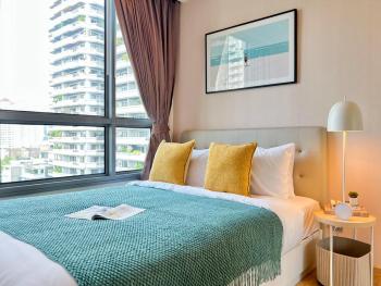 Stylish Modern 1BR - Ultra Fast Wifi - BTS Phrom Phong, Бангкок (фото 3)