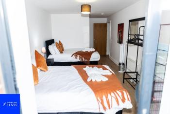 2ndHomeStays-Digbeth-B12 I Large Stylish 2-Bed Apartment I Ensuite I Sleeps 6 I Free Parking & WiFi I Perfect for Work Stays, Relocations & Holiday I Near Birmingham Project Sites & Attractions, Birmingham (fotografie 5)