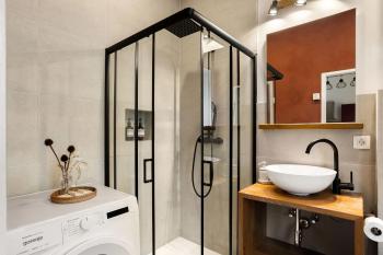 Cosy Castle Flat - Dressing Room - FREE PARKING, Lublaň (fotografie 5)